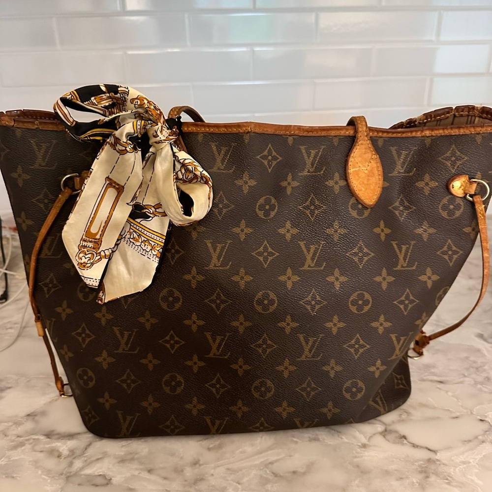 Louis Vuitton neverfull mm